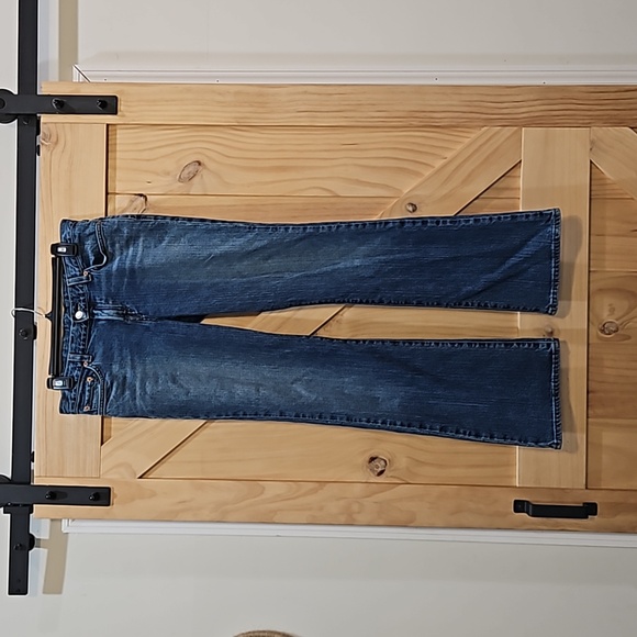 Lucky Brand Denim - Lucky Brand | Josie Fit Mid Rise Flare Jeans | Size 8/29